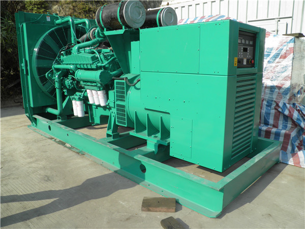 安康出租发电机 发电机组厂家：柴油发电机组的控制屏的作用是什么？