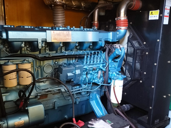 安康磷酸铁锂蓄电池的使用寿命与哪些因素有关？